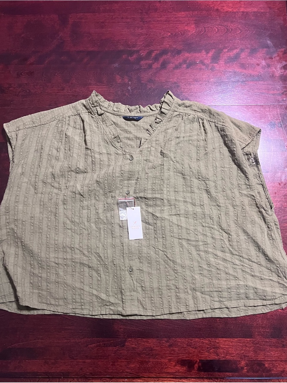 Denver Hayes Olive Green Short-Sleeve Button Front Blouse